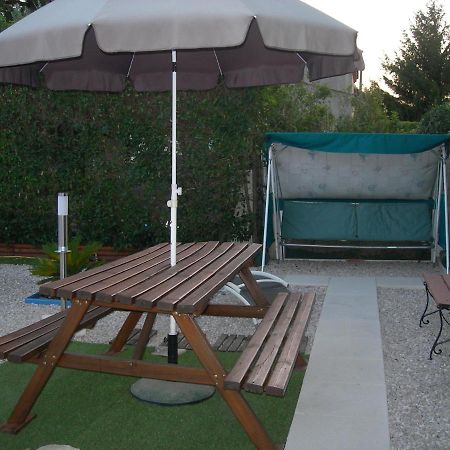 Studio 66 Apartment Caumont-sur-Durance Екстериор снимка